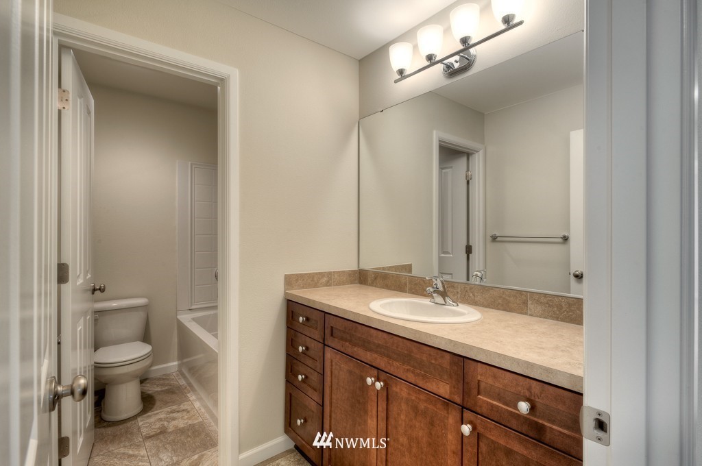 8105 174th Street Court E Puyallup WA 98375