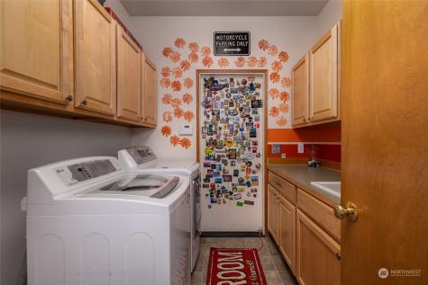 16068 Mountain View Road Mount Vernon WA 98274