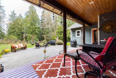 16068 Mountain View Road Mount Vernon WA 98274