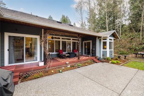 16068 Mountain View Road Mount Vernon WA 98274