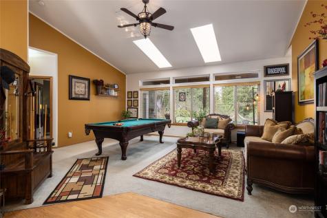 16068 Mountain View Road Mount Vernon WA 98274