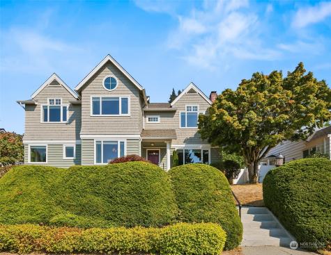 4516 Stanford Avenue NE Seattle WA 98105