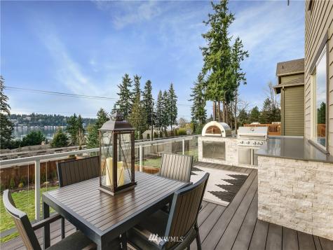 20312 NE 16th Street Sammamish WA 98074