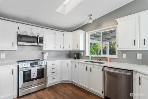 1008 Diamantina Lane Camano Island WA 98282
