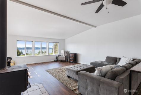 1008 Diamantina Lane Camano Island WA 98282
