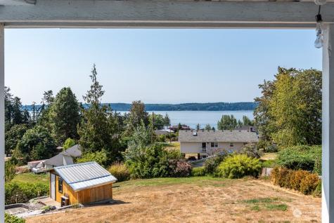1008 Diamantina Lane Camano Island WA 98282