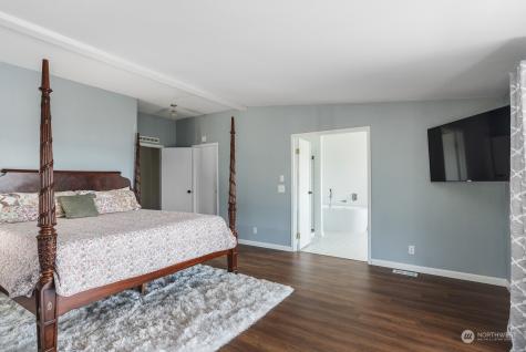 1008 Diamantina Lane Camano Island WA 98282