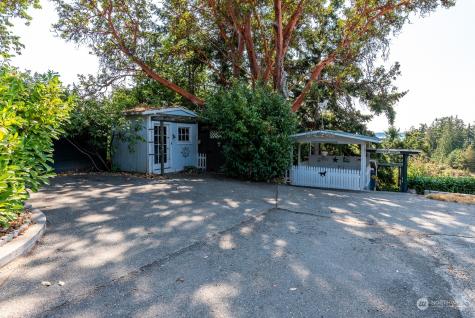 1008 Diamantina Lane Camano Island WA 98282