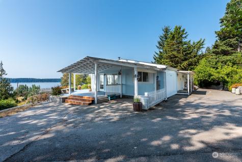 1008 Diamantina Lane Camano Island WA 98282
