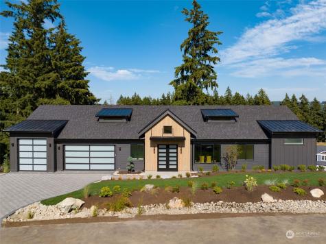 4421 128th Avenue E Edgewood WA 98372