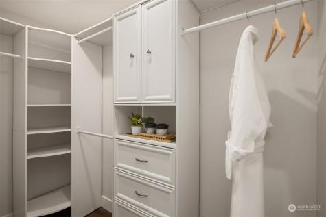 9324 Se 68th Street Mercer Island WA 98040